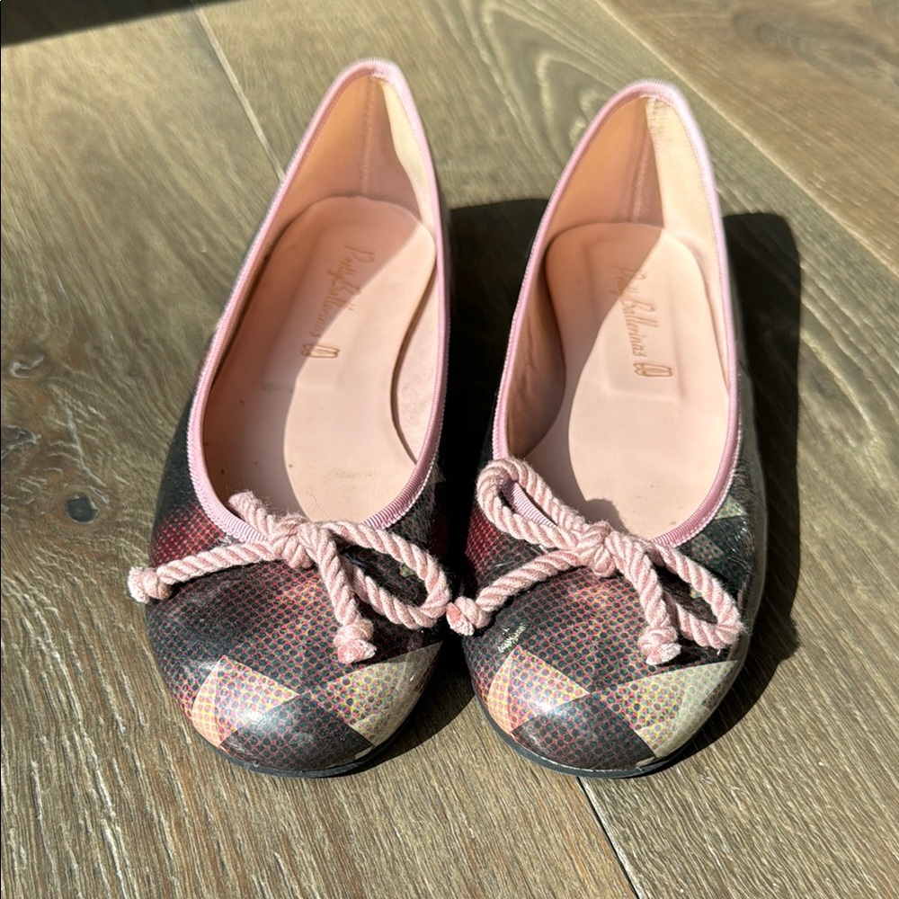 Pretty Balerinas Women's Multicolor Ballet Flats